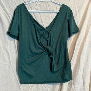 Cropped Criss‑Cross Back Cutout Tee – Forest Green – XL